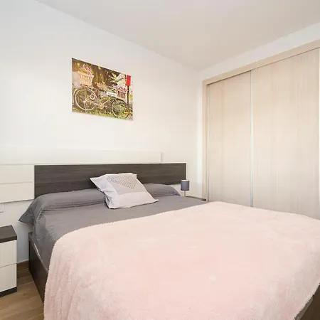 Canelle Apartment *